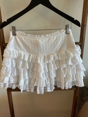 American Eagle Outfitters White Tiered Lace Ruffle Mini Skort